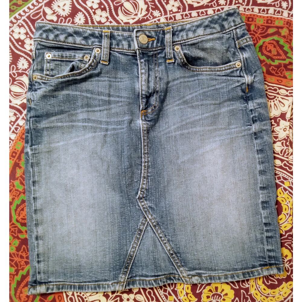 Banana Republic Women's Blue Jean Denim Mini Skirt Classic Med Wash SZ 4